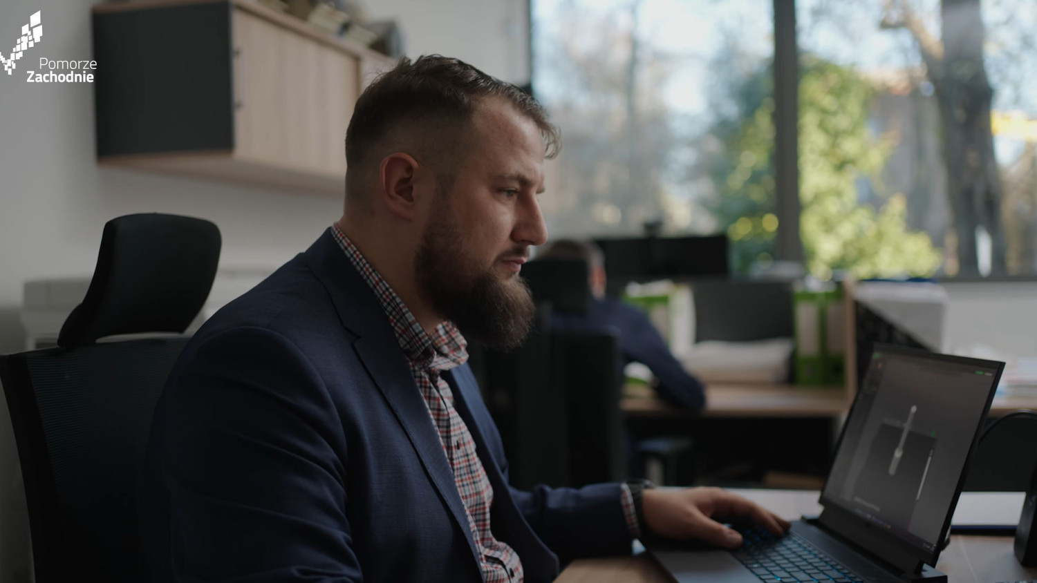 Można wykorzystać go w przemyśle, jak i rehabilitacji neurologicznej. „Jeżeli poruszymy ręką, robot odwzoruje ten ruch”