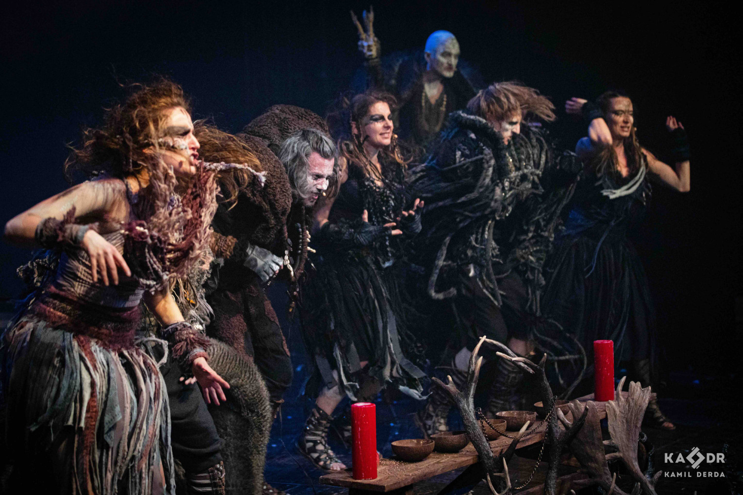 Niezwykły obrzęd na scenie. „Gusła” wreszcie wystawiono w Szczecinie!