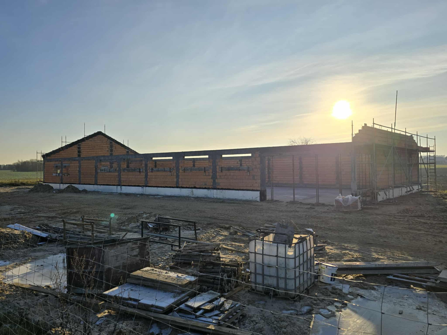 Na samym wjeździe do Szczecina powstaje kolejny supermarket. Wiemy, której sieci