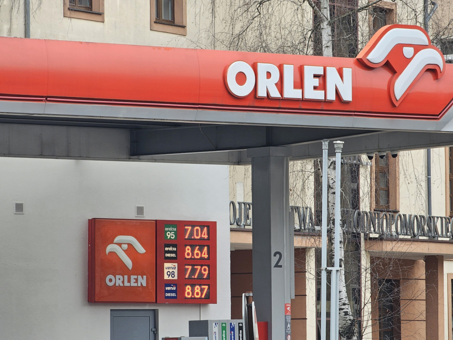 Tak źle nie było od 1990 roku. „Diesla nam się nie opłaca sprzedawać”