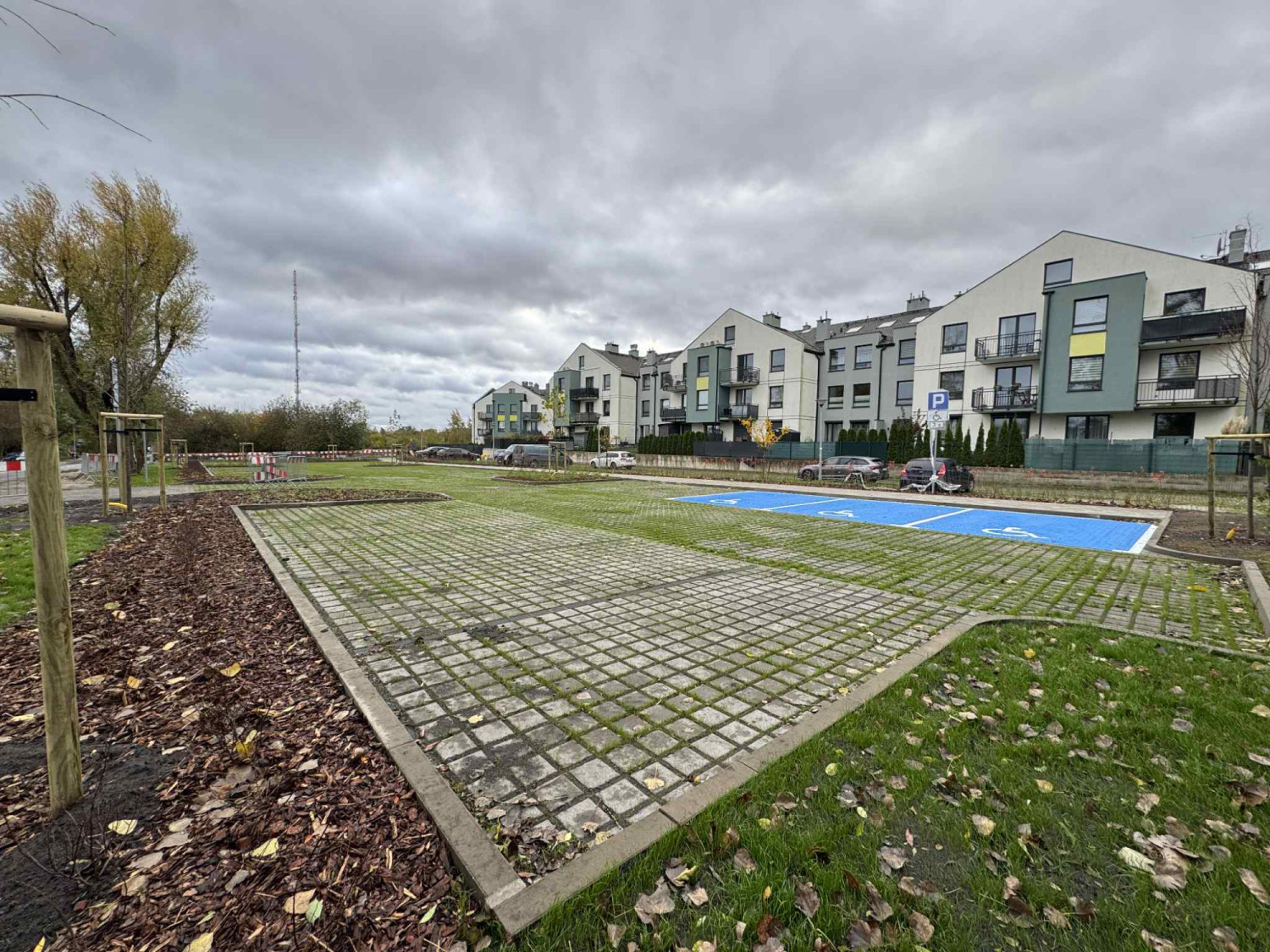 Na gęsto zabudowanym Warszewie znalazło się miejsce na parking