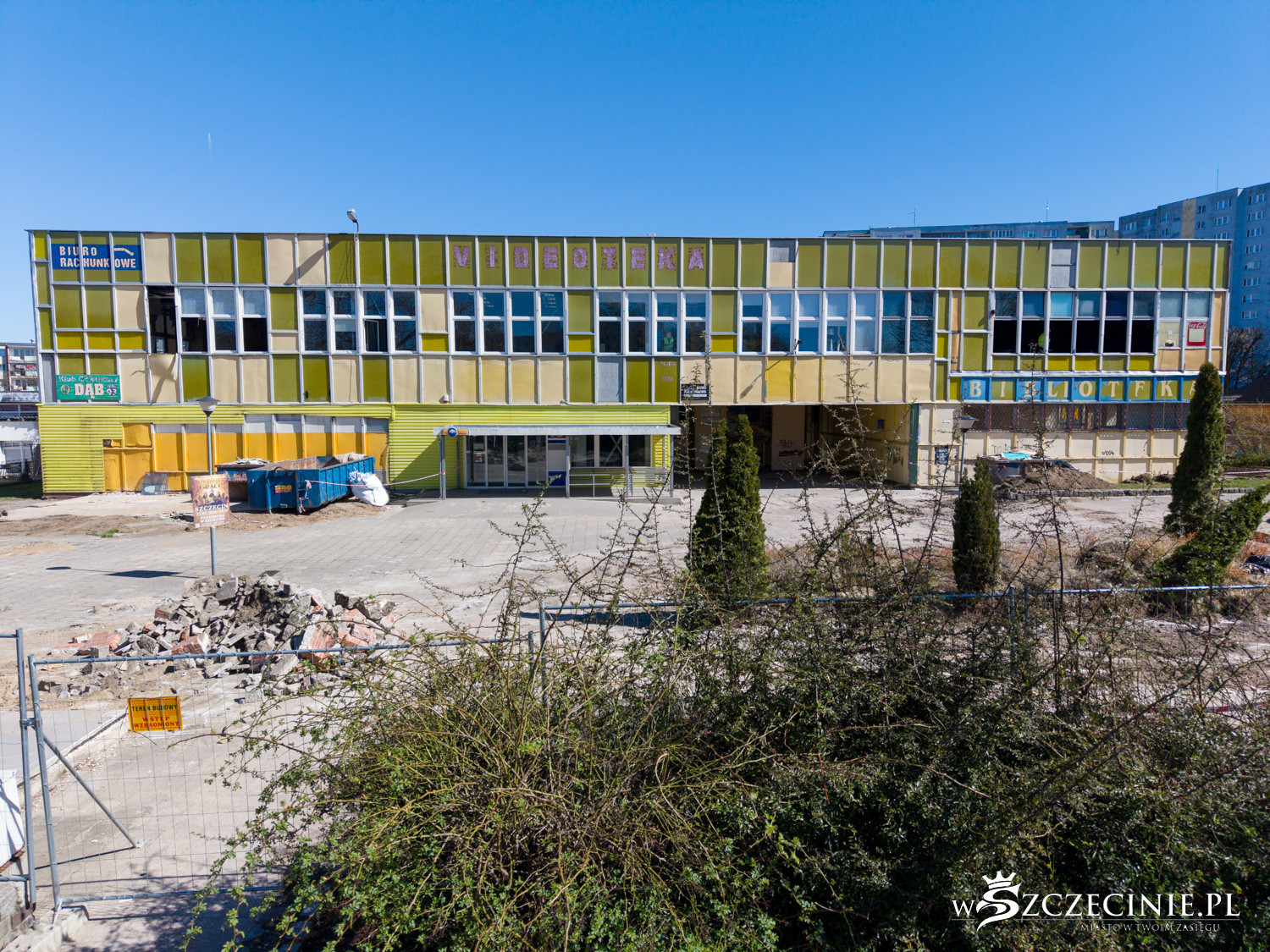 To ostatnie chwile „żółtka”. W jego miejscu powstaną mieszkania