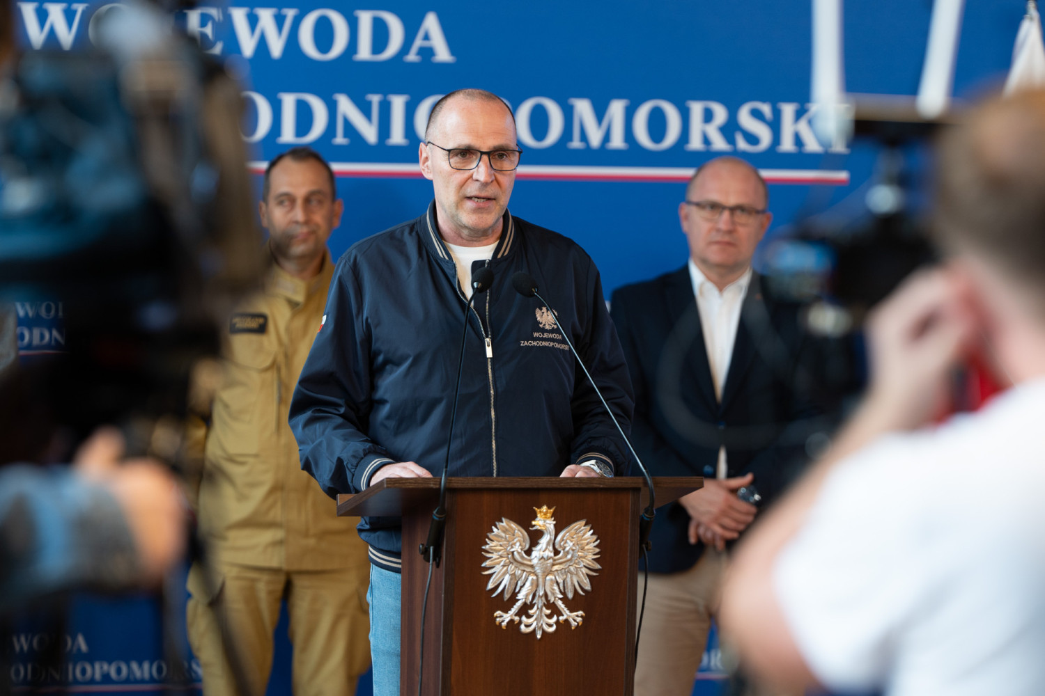 „Istotne dla nas jest to, co wleje się do Odry ze strony Nysy i Bobru”. Wojewoda o sytuacji na Pomorzu Zachodnim