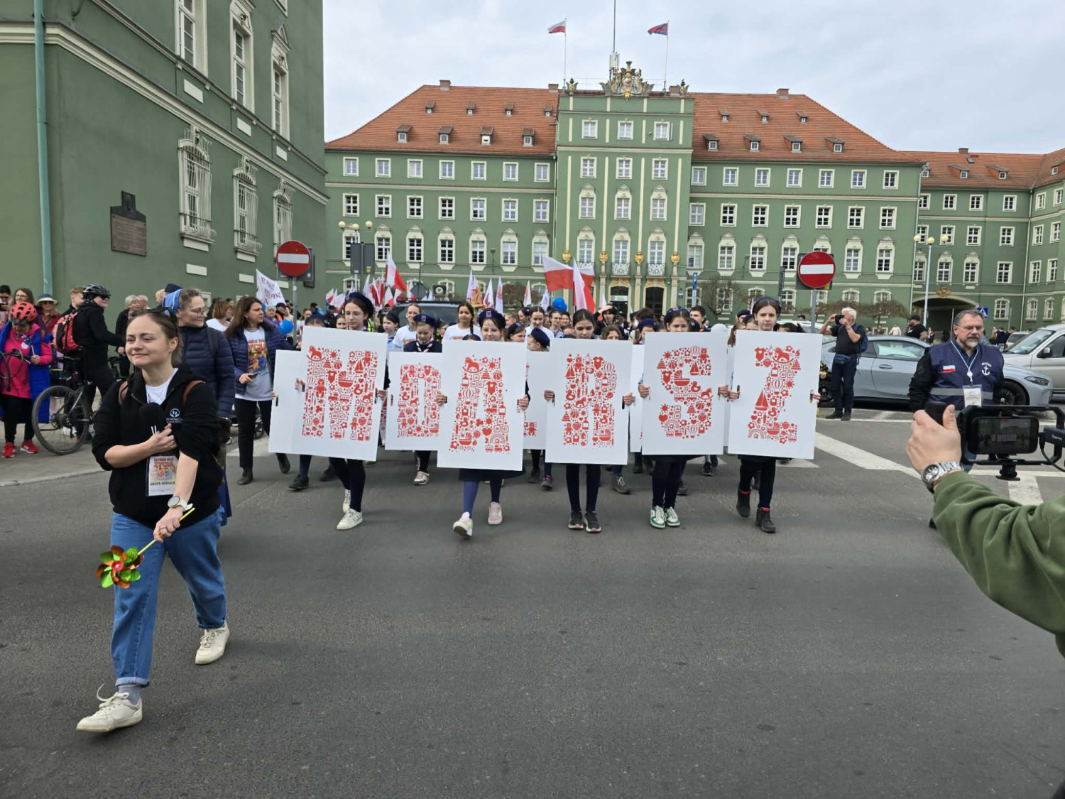 Dobra frekwencja Marszu dla Życia. Arcybiskup: „Dziecko daje sens życia”