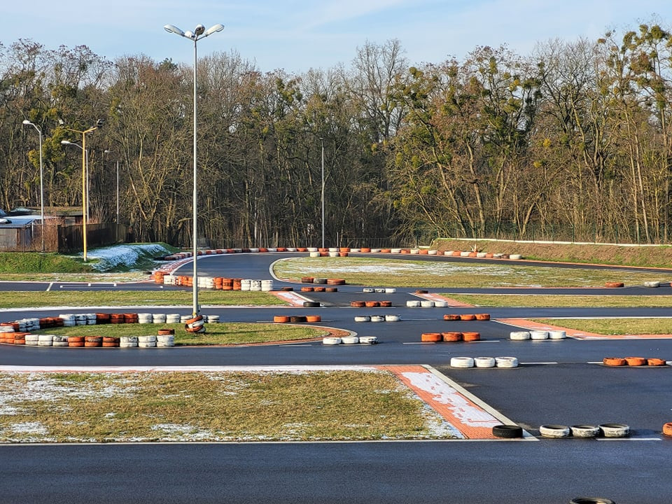 Burzliwa dyskusja o przyszłości toru gokartowego i zieleni. „Za chwilę sprowadzimy tutaj betonozę”