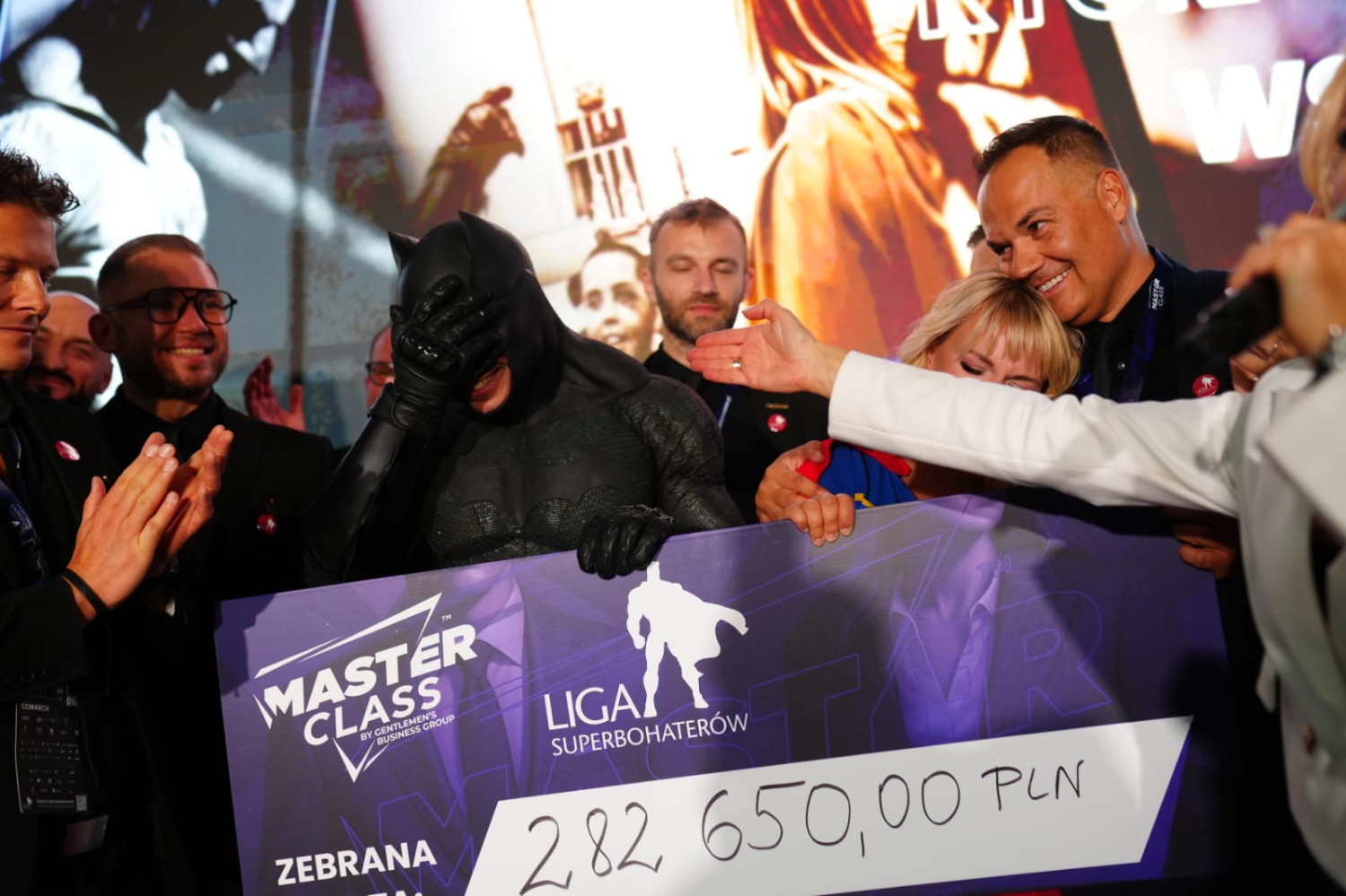 Gigantyczny sukces szczecińskiej konferencji biznesowej. Prawie 300 tysięcy złotych trafi do Ligi Superbohaterów