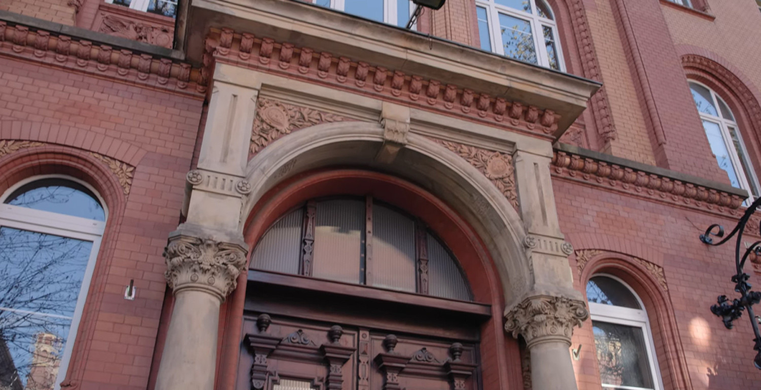 Powinno być kilkudziesięciu, a jest... jeden. Lekarze sądowi pilnie poszukiwani