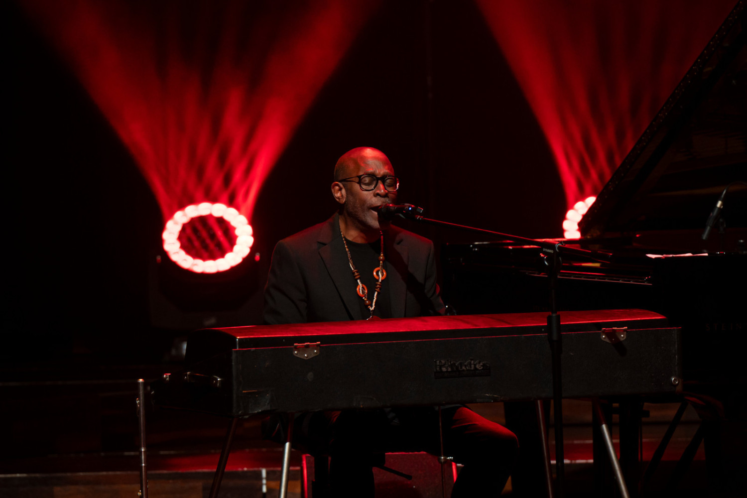 Polsko-amerykańska konfrontacja w filharmonii. Soul i jazz w mistrzowskim wykonaniu