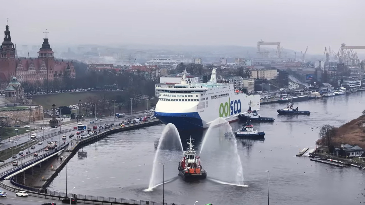 Politycy PiS: „Prom to efekt pracy naszego rządu”. Marchewka: „Niech milczą. Ośmieszyli Szczecin stępką”